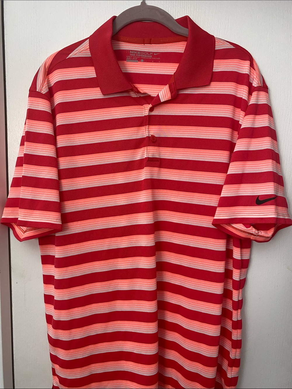 Nike Golf Dri-Fit Men’s Red and Light Pink Striped Polo Shirt Chest46”